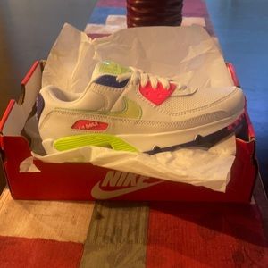 Nike Air Max 90